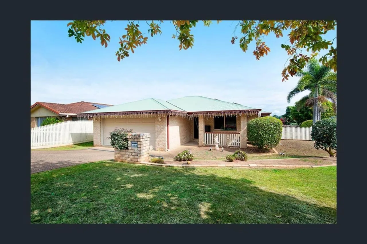 Carindale Family Home/Close To Westfield & Highway Brisbane 0*,  Avustralya